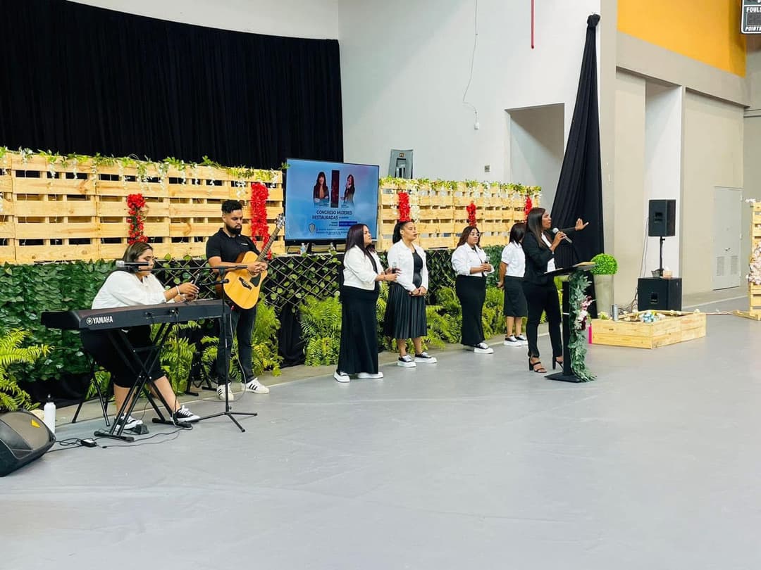 Servicio de adoración (el altar)